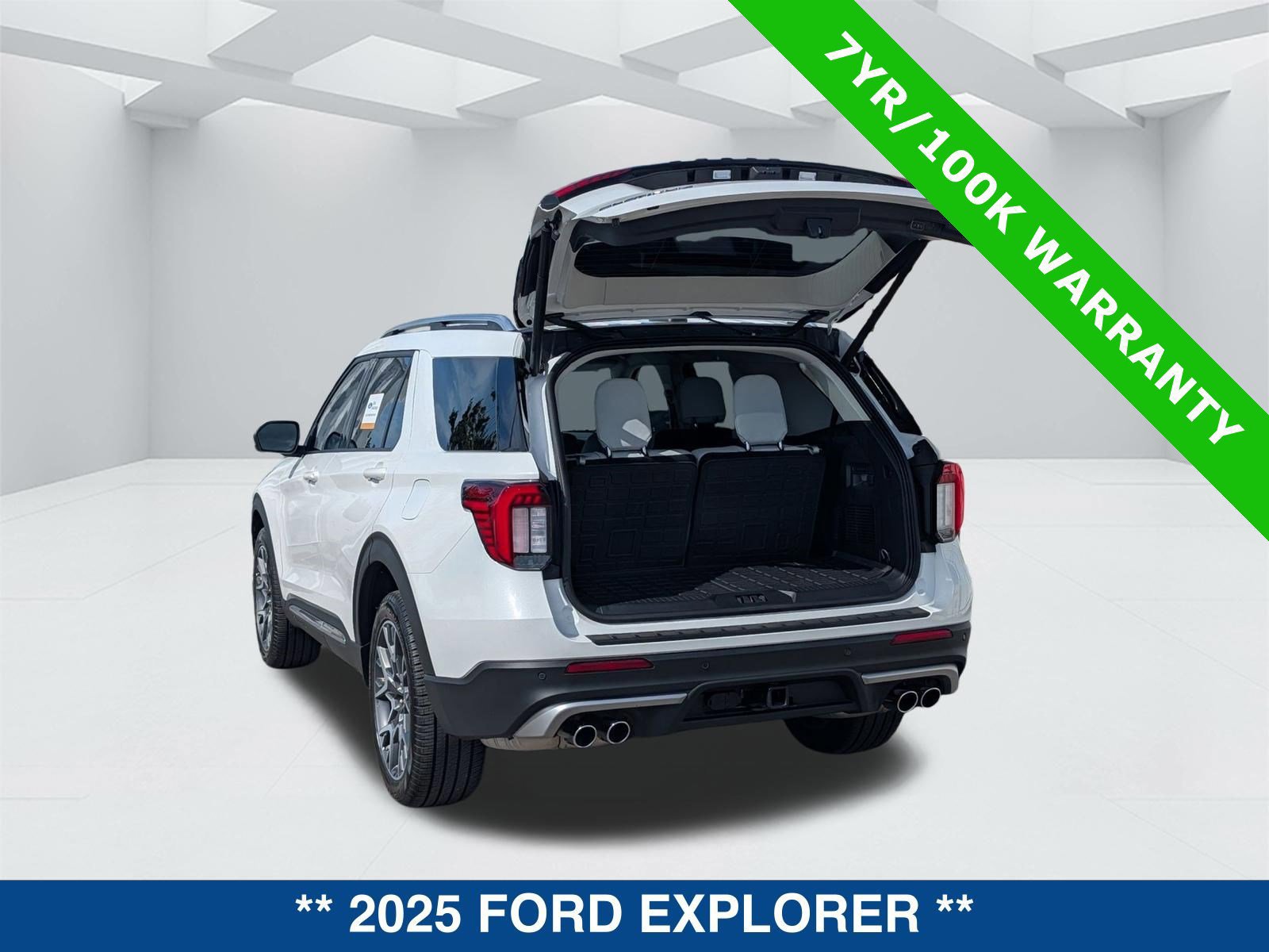 Certified 2025 Ford Explorer Platinum w/ Ultimate Package image 3