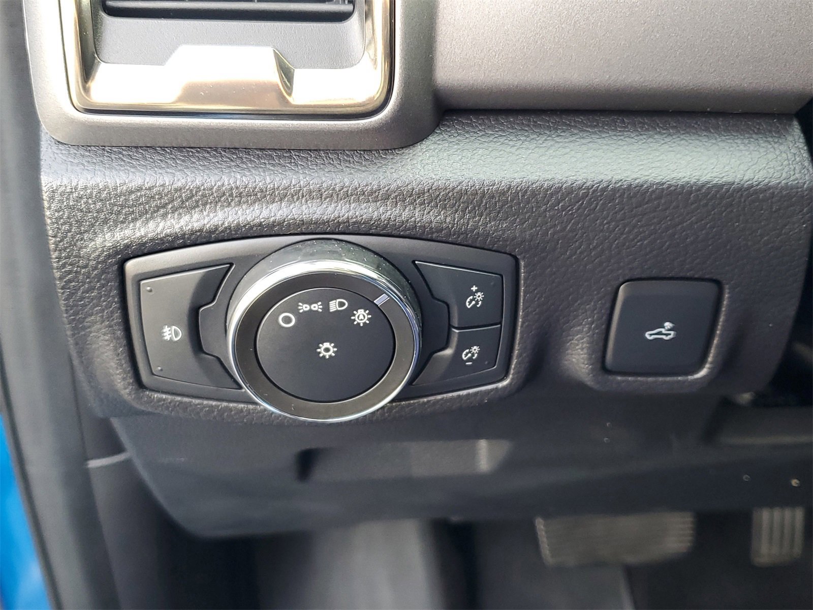 Certified 2021 Ford Ranger XLT w/ Equipment Group 301A Mid image 27