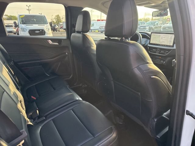 Certified 2023 Ford Escape Platinum AWD/4WD image 21