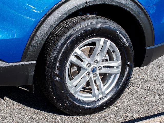 Certified 2022 Ford Explorer XLT w/ Equipment Group 202A image 6