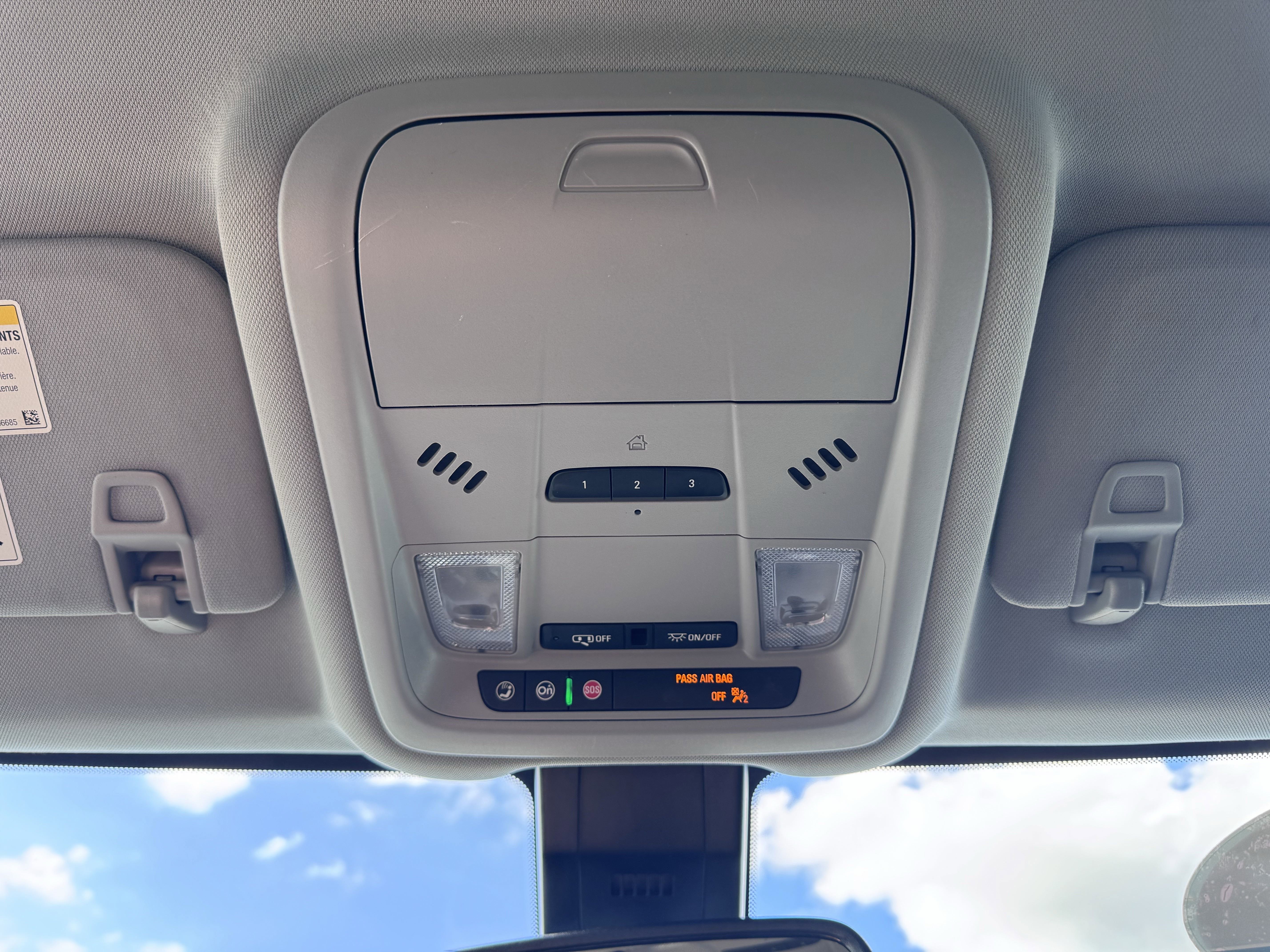 Used 2023 GMC Terrain SLT image 26