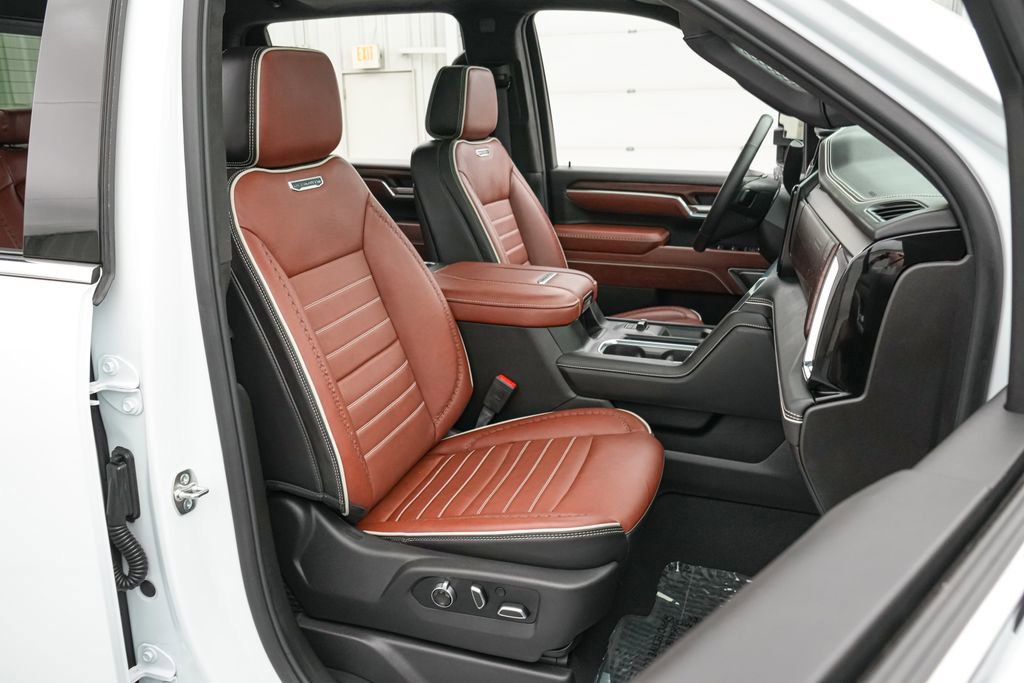 Used 2025 GMC Sierra 2500 Denali Ultimate image 27