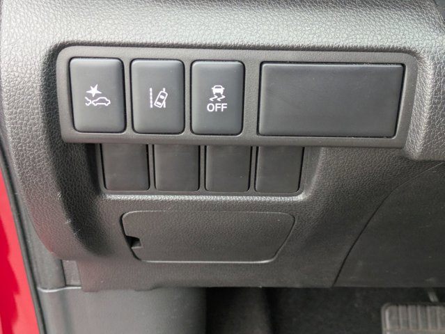 Used 2023 Mitsubishi Eclipse Cross SE image 16