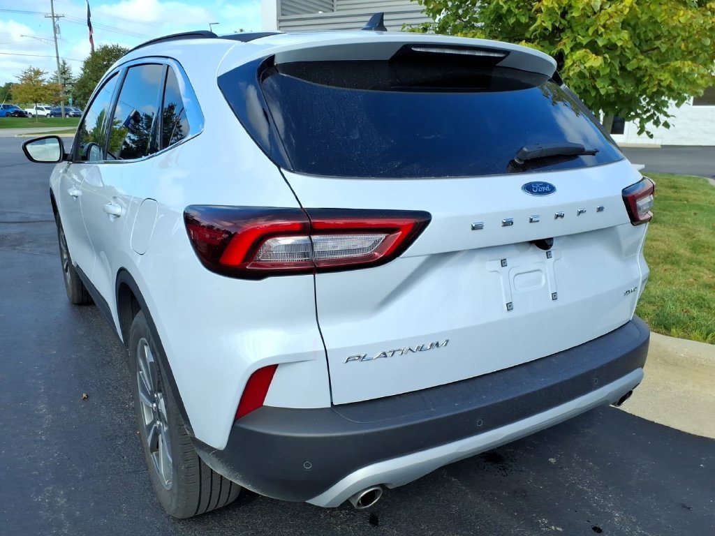 Certified 2025 Ford Escape Platinum AWD/4WD image 6