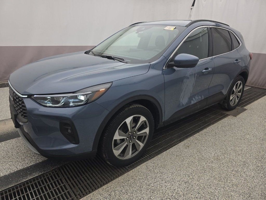 Certified 2025 Ford Escape Platinum