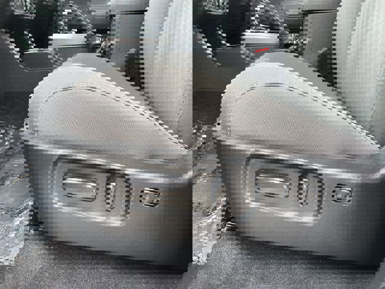 Used 2023 Toyota Tacoma SR5 RWD image 25