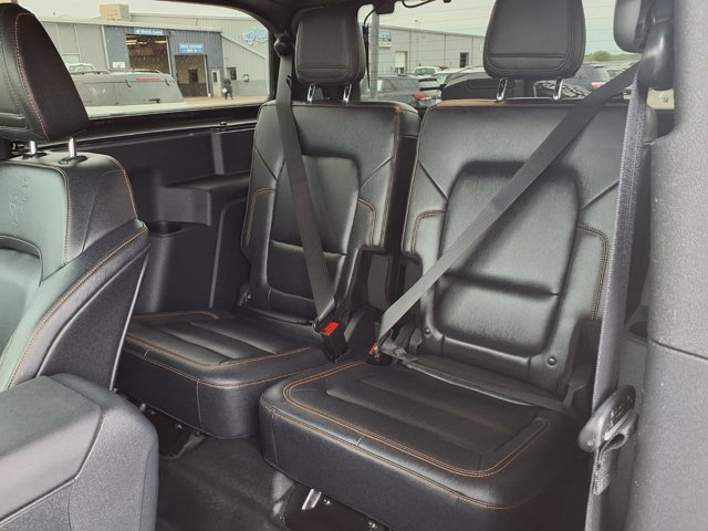 Certified 2023 Ford Bronco Badlands AWD/4WD image 24