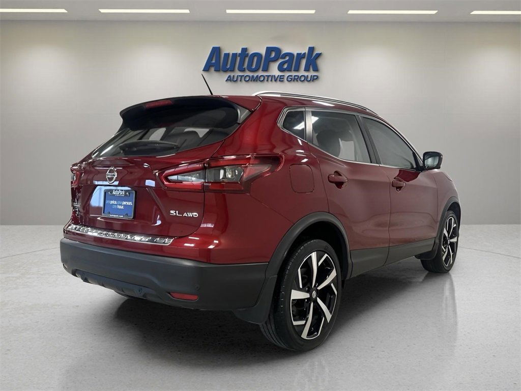 Used 2022 Nissan Rogue Sport SL image 5