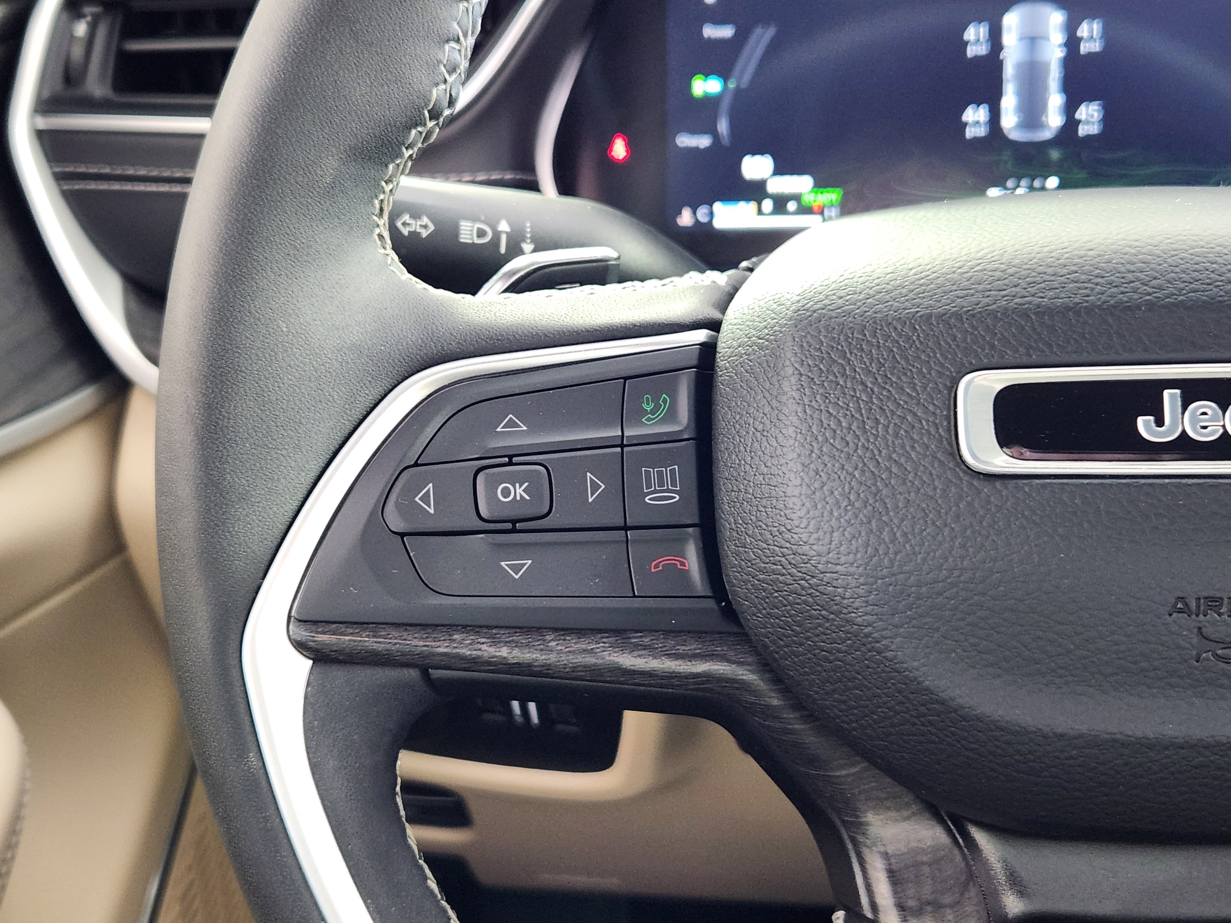 Used 2024 Jeep Grand Cherokee Limited 4xe w/ Luxury Tech Group II image 18