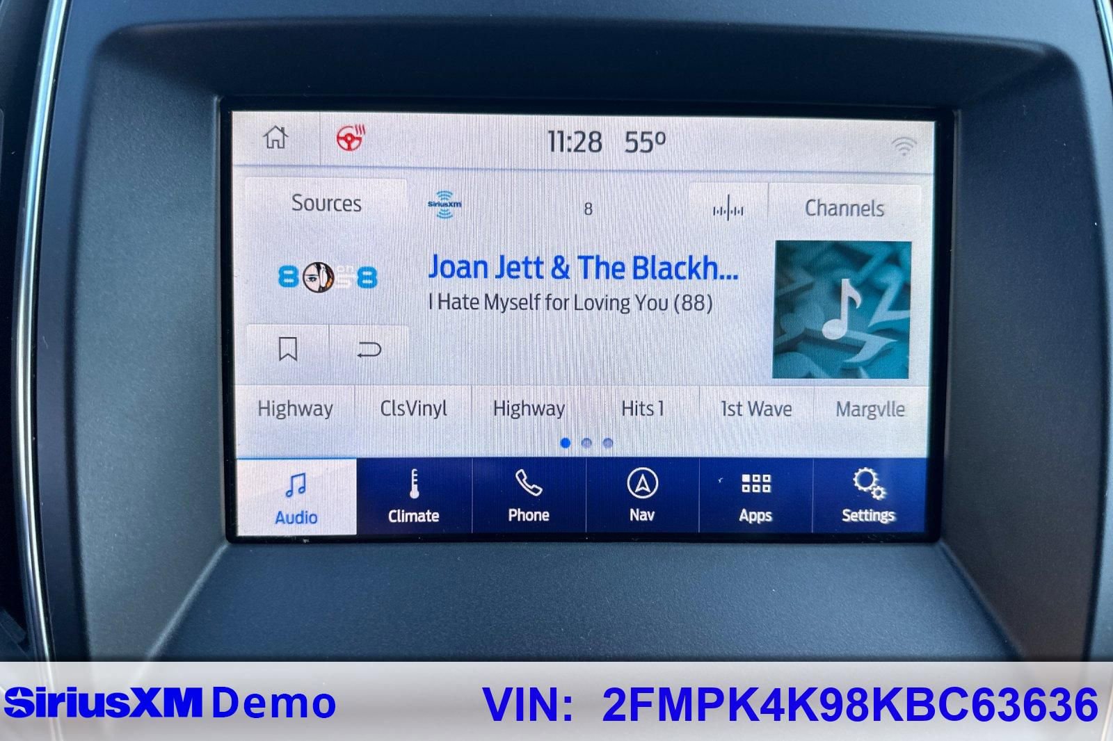 Certified 2019 Ford Edge Titanium w/ Cold Weather Package image 35