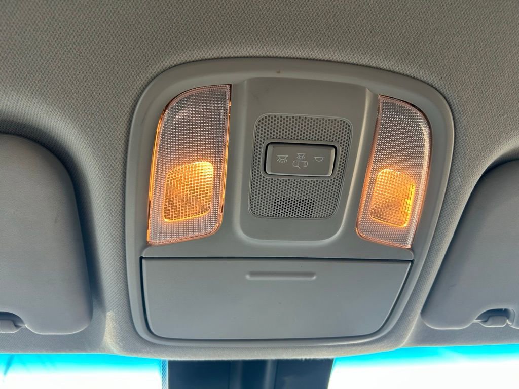 Used 2022 Kia Niro LXS image 30