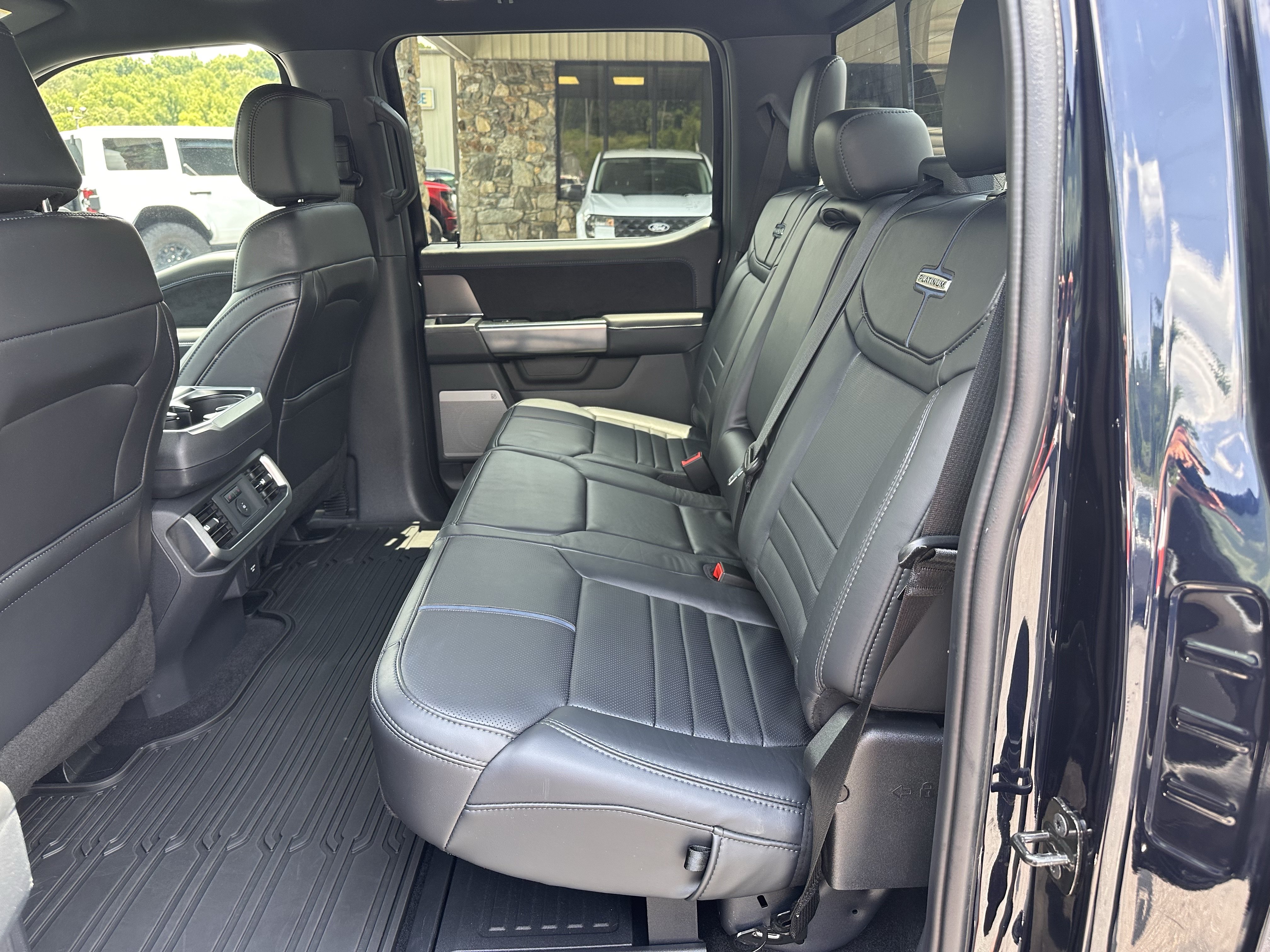 Certified 2025 Ford F150 Platinum AWD/4WD image 15