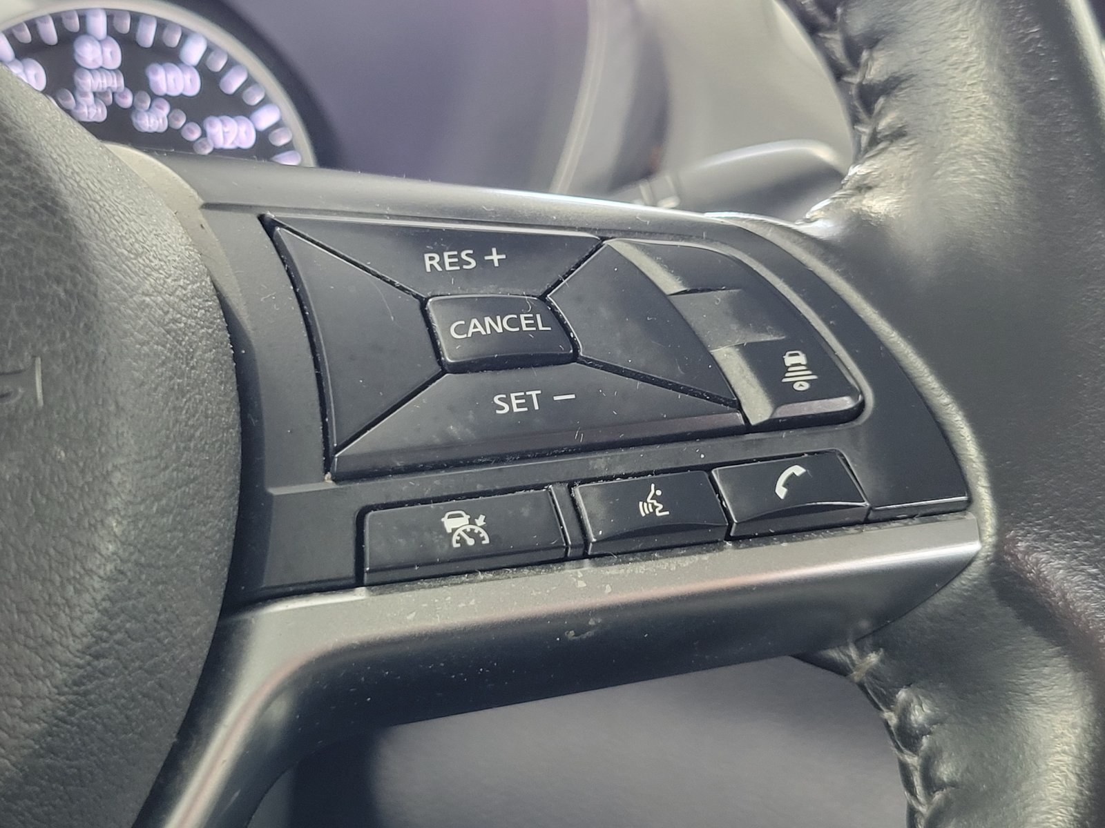 Used 2022 Nissan Sentra SV FWD image 17