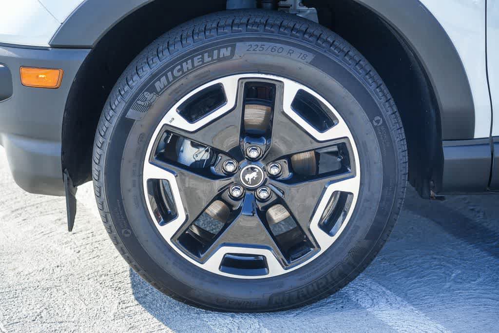 Certified 2024 Ford Bronco Sport Outer Banks w/ Tech Package AWD/4WD image 11