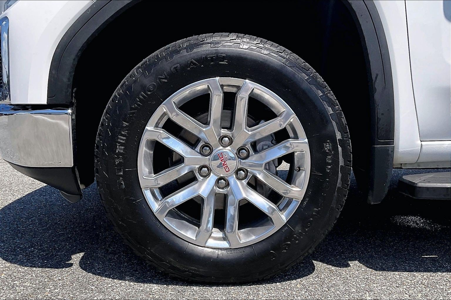 Used 2021 GMC Sierra 1500 SLT w/ SLT Premium Plus Package AWD/4WD image 9