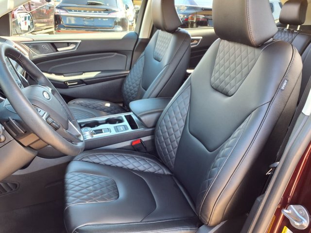 Certified 2024 Ford Edge Titanium w/ Class II Trailer Tow Package AWD/4WD image 4