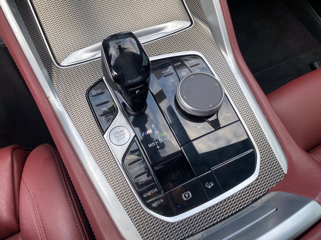 Used 2020 BMW X6 M50i AWD/4WD image 26