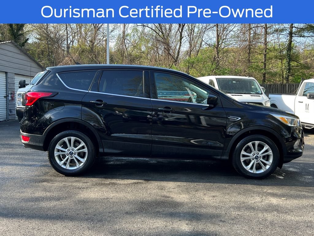 Certified 2019 Ford Escape SE FWD image 9
