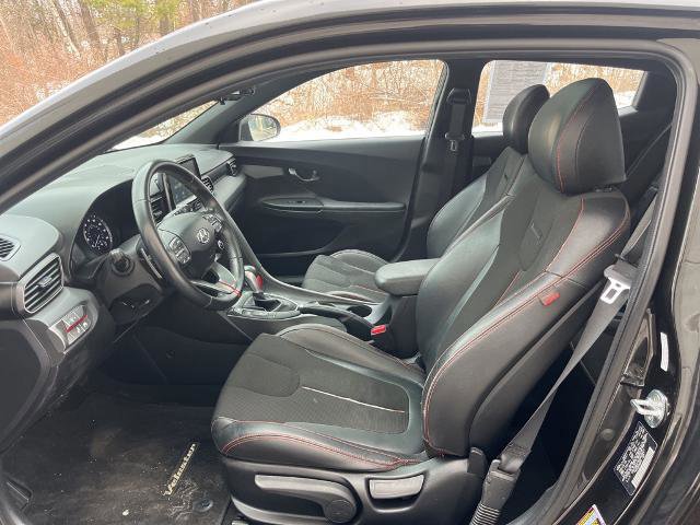 Used 2019 Hyundai Veloster 2.0 Premium image 13