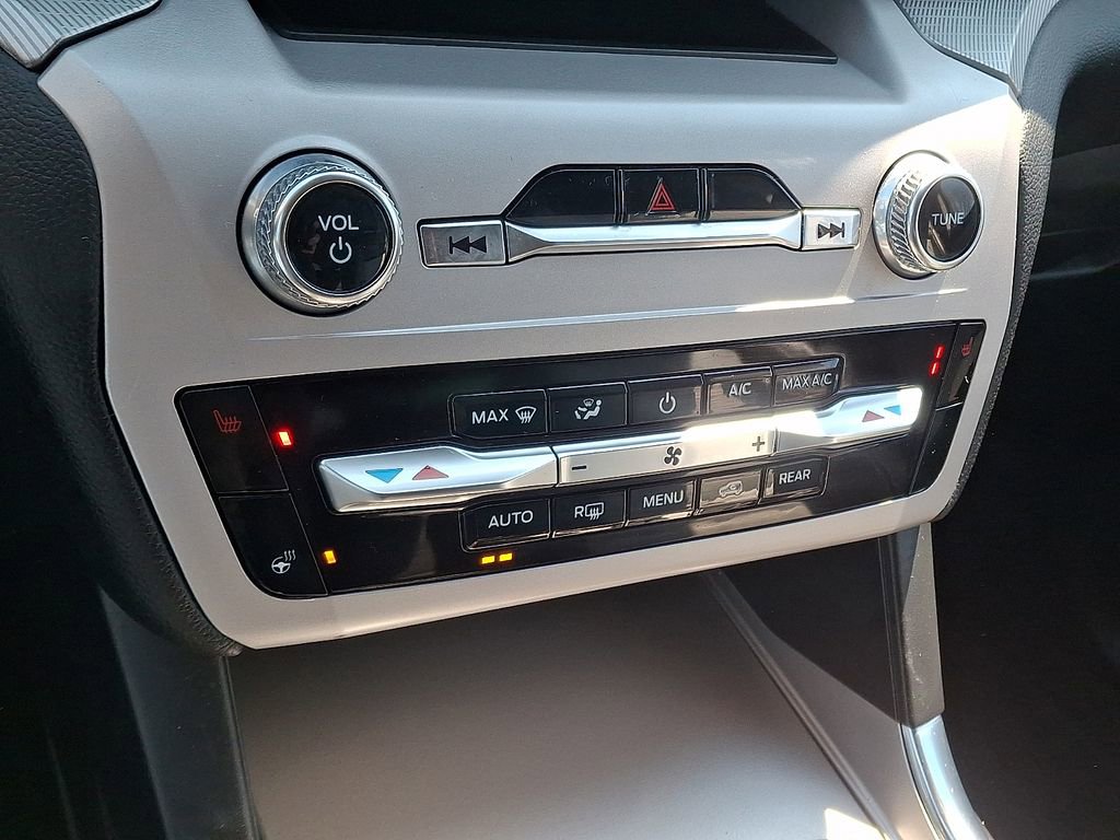 Certified 2023 Ford Explorer XLT w/ Equipment Group 202A image 17