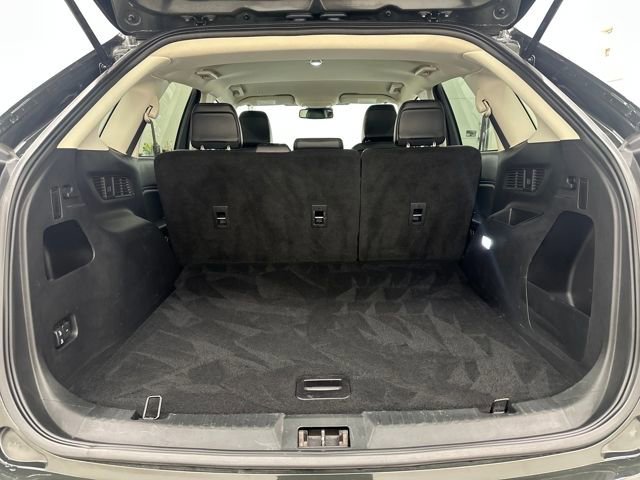 Certified 2024 Ford Edge SEL image 24