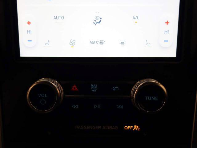 Certified 2024 Ford Edge ST image 21