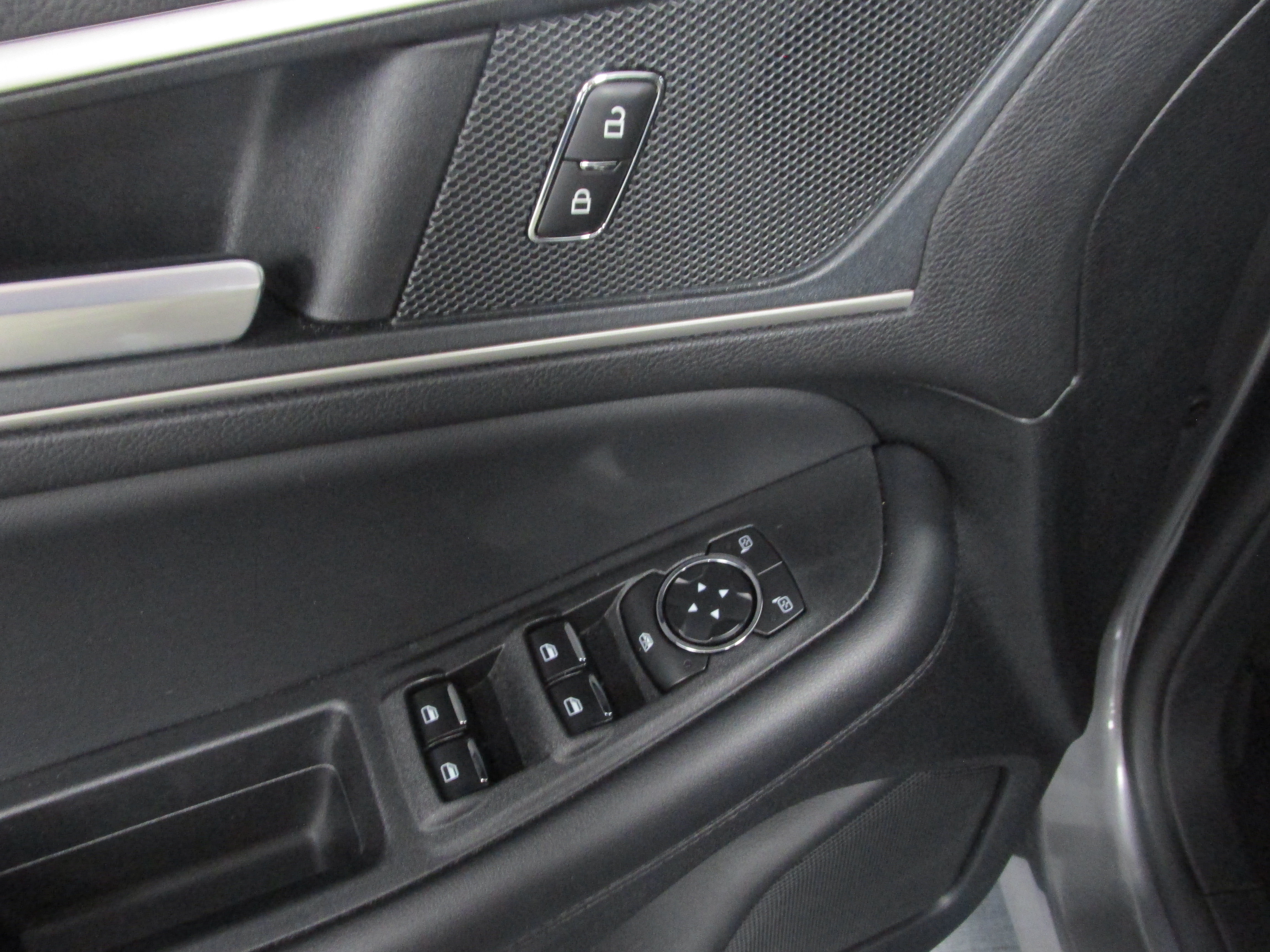 Certified 2024 Ford Edge SEL AWD/4WD image 29