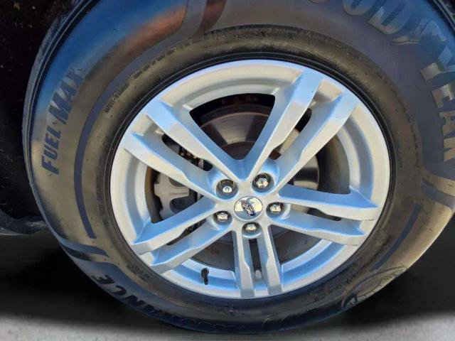 Certified 2024 Ford Explorer XLT w/ Equipment Group 202A AWD/4WD image 32