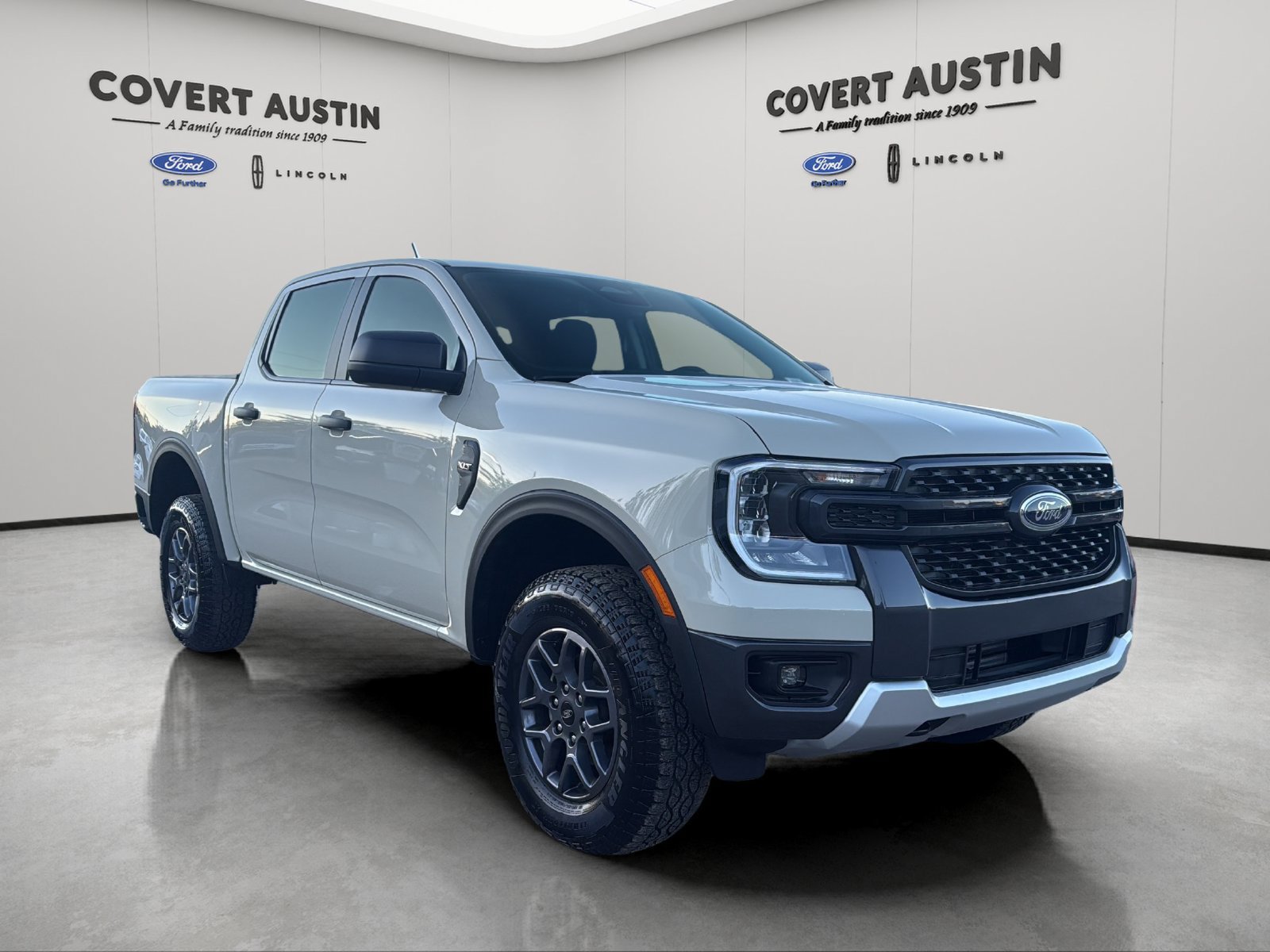 Certified 2025 Ford Ranger XLT w/ FX4 Off-Road Package AWD/4WD image 7