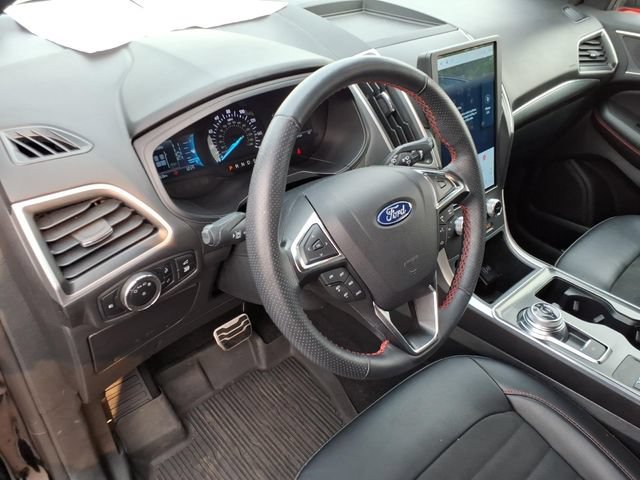 Certified 2024 Ford Edge ST-Line AWD/4WD image 17