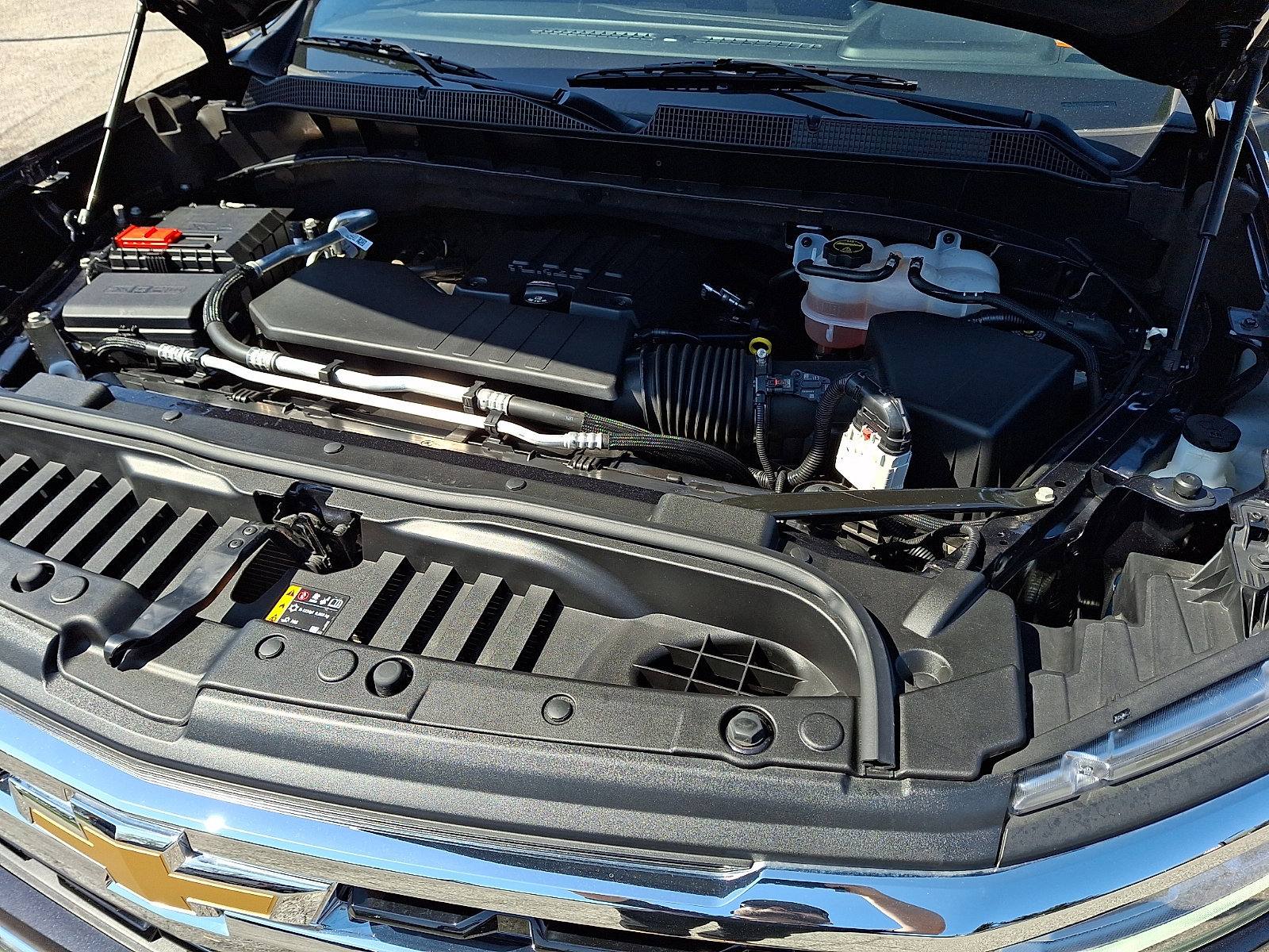 Used 2024 Chevrolet Silverado 1500 LT image 30