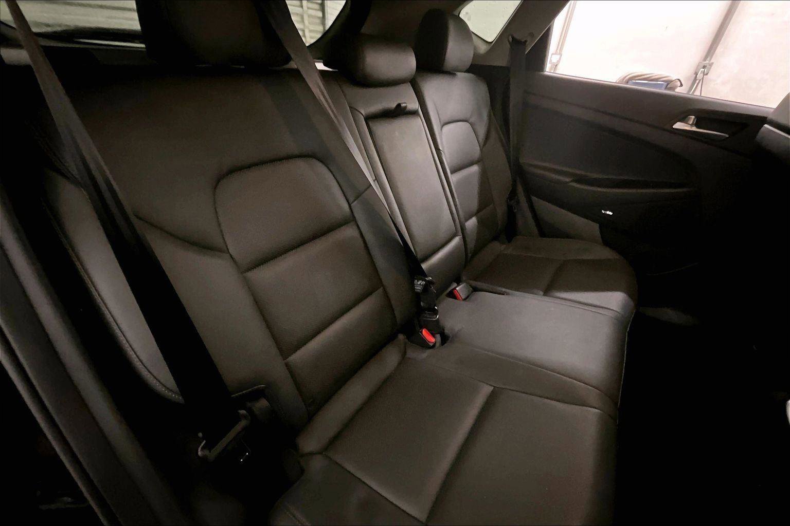 Used 2019 Hyundai Tucson Limited w/ Cargo Package image 26