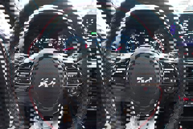 Used 2023 Kia Forte GT w/ GT2 Package image 21