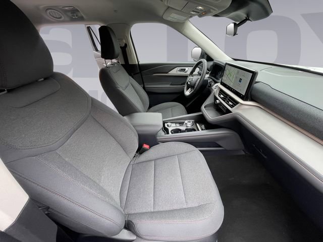 Certified 2025 Ford Explorer Active AWD/4WD image 17