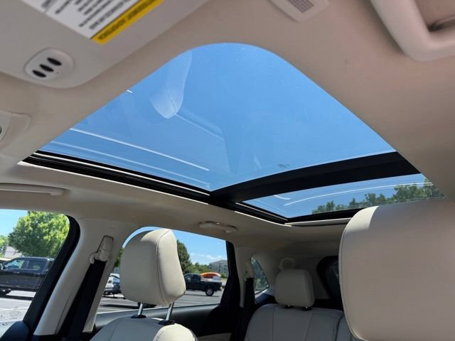 Certified 2020 Ford Edge Titanium w/ Equipment Group 301A AWD/4WD image 14