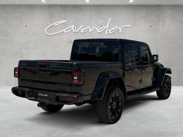 Used 2023 Jeep Gladiator Overland AWD/4WD image 16
