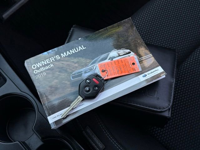 Used 2019 Subaru Outback 2.5i Premium image 5
