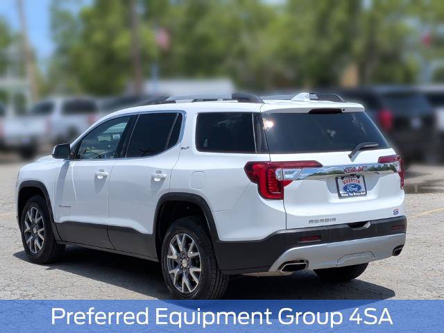 Used 2023 GMC Acadia SLT FWD image 3