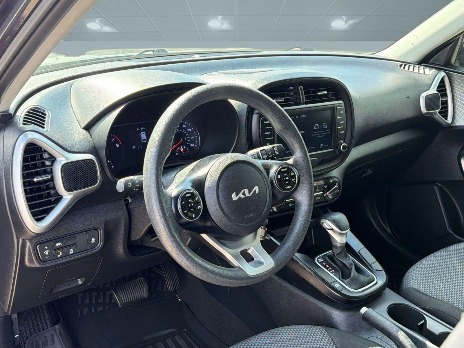 Used 2022 Kia Soul LX w/ Technology Package image 9