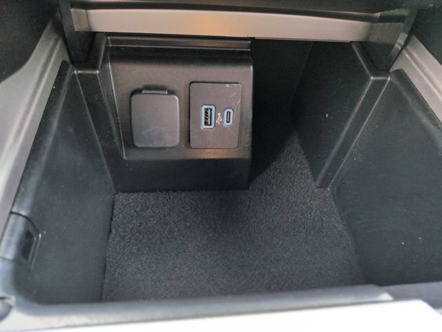 Certified 2023 Ford Explorer XLT w/ Equipment Group 202A AWD/4WD image 44
