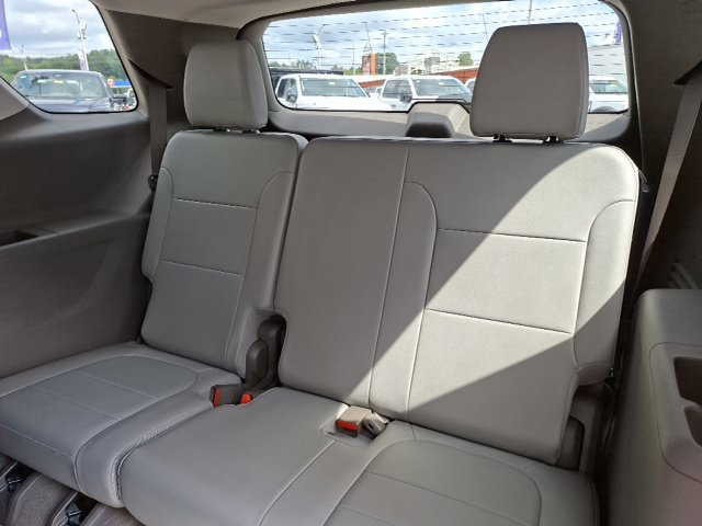 Used 2020 Chevrolet Traverse Premier FWD image 32