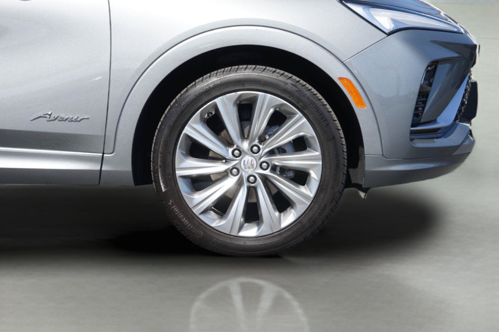Used 2025 Buick Envista Avenir FWD image 4