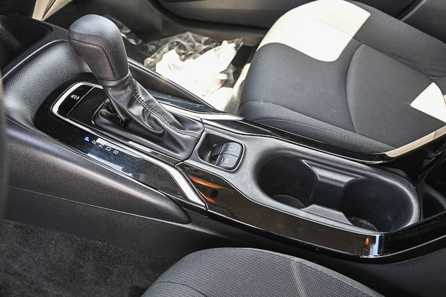 Used 2022 Toyota Corolla LE FWD image 19
