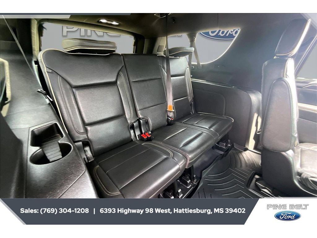 Used 2023 GMC Yukon XL SLT AWD/4WD image 21