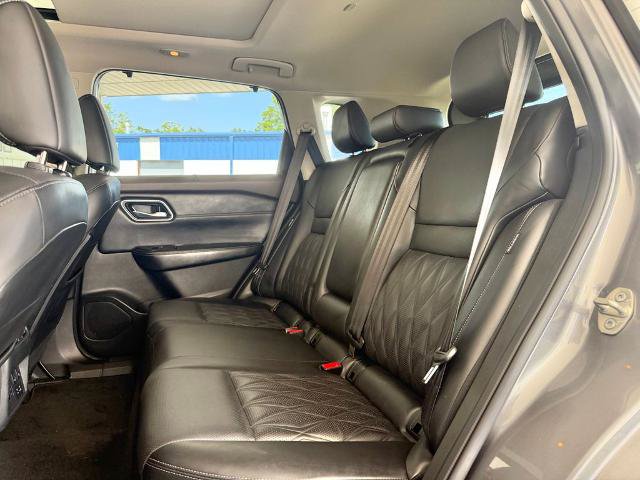 Used 2023 Nissan Rogue Platinum w/ Platinum Premium Package AWD/4WD image 8