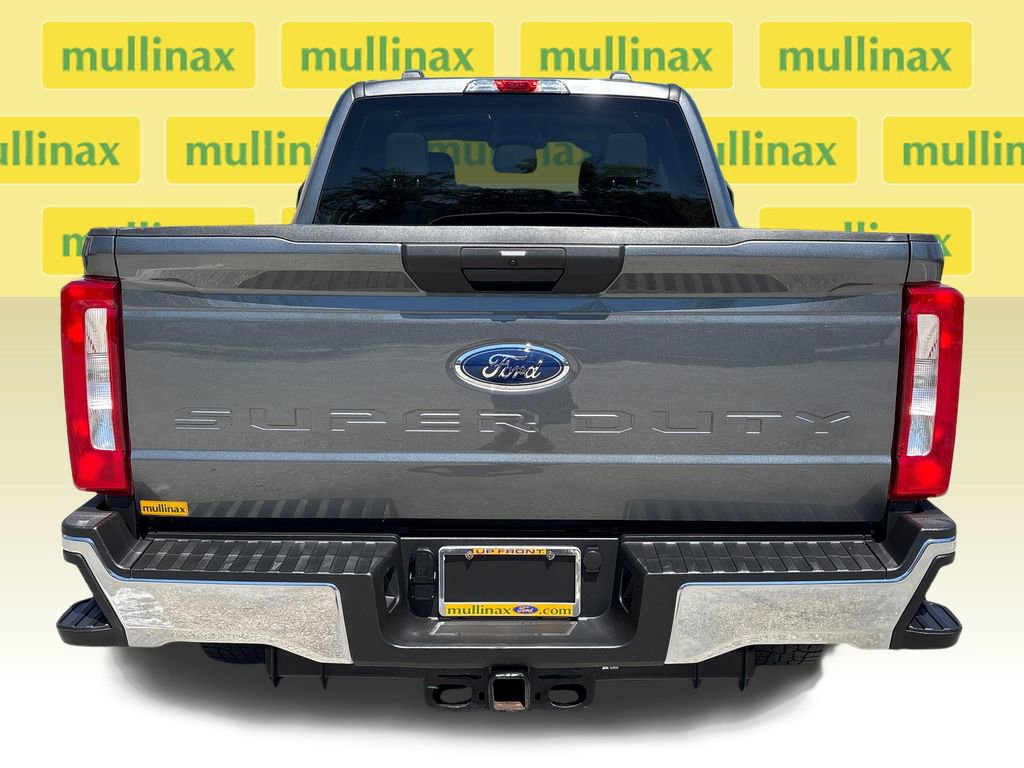 Certified 2025 Ford F250 XLT image 4