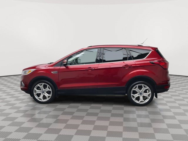 Certified 2019 Ford Escape Titanium w/ U9j03 - Titanium Tow Package AWD/4WD image 35
