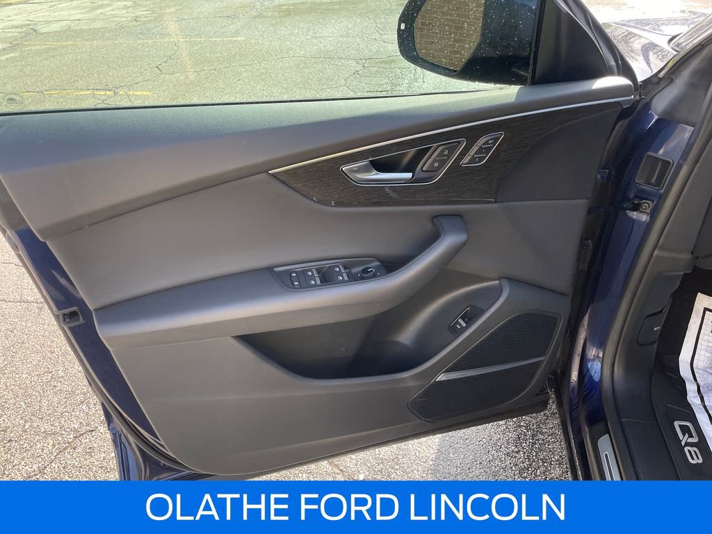 Used 2020 Audi Q8 Premium Plus AWD/4WD image 14