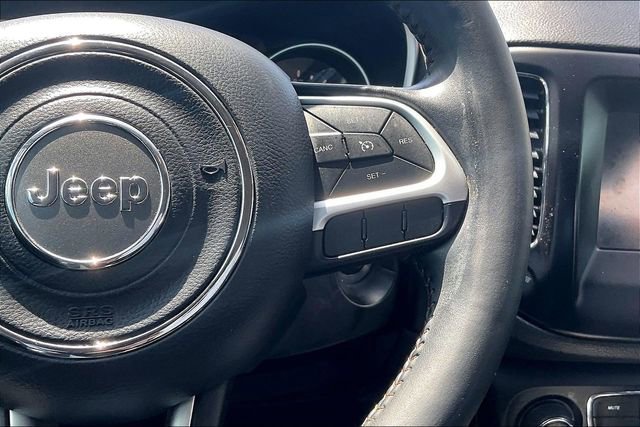 Used 2018 Jeep Compass Latitude w/ Popular Equipment Group FWD image 18