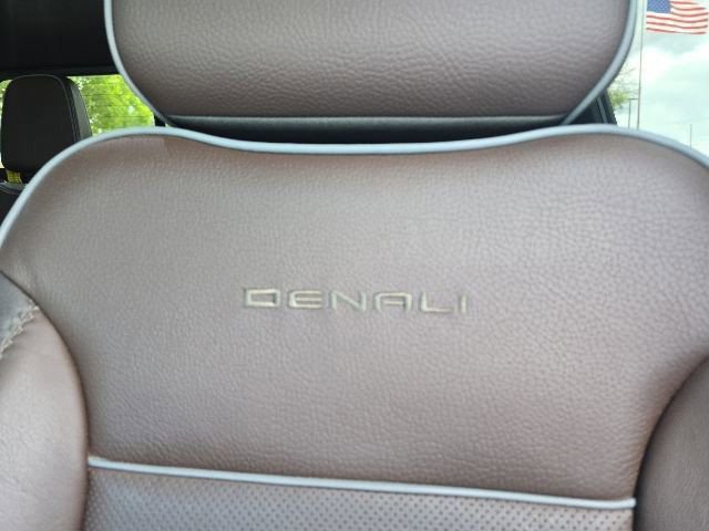 Used 2024 GMC Sierra 2500 Denali w/ Denali Reserve Package AWD/4WD image 23